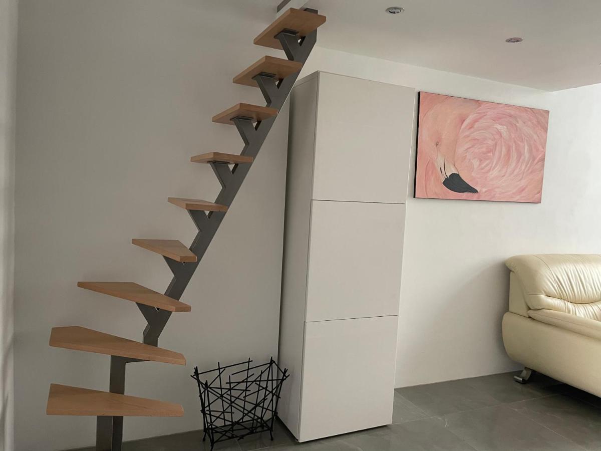 Luxury 60m2 In Wilhelmstadt Berlim